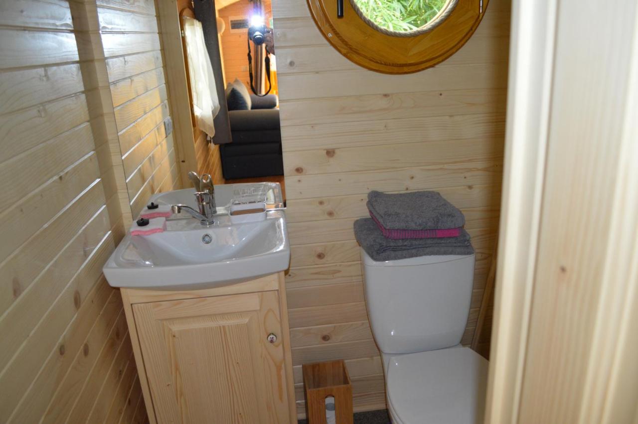 Le Clocher De Neyran Saint-Gervais-sur-Mare Exterior foto
